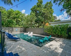 Hotel Private Luxurious Villa W/pool & Hot Tub 10 Mins To South Beach (Miami, Sjedinjene Američke Države)