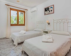 Tüm Ev/Apart Daire Casa Blanca - Four Bedroom Villa, Sleeps 8 (Cala d´Or, İspanya)
