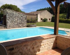 Toàn bộ căn nhà/căn hộ Beautiful Holiday Home In Comfortable Stone In Quiet With Private Swimming Pool (Paulhiac, Pháp)