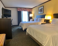 Holiday Inn Express Hotel & Suites Charleston-Ashley Phosphate, An Ihg Hotel (North Charleston, ABD)