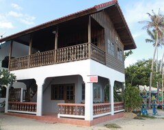 Hotel Hacienda Resort & Beach Club (Thong Sala, Thailand)