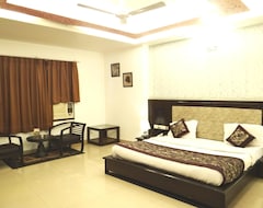 OYO 12995 Hotel Delhi Inn (Delhi, Hindistan)
