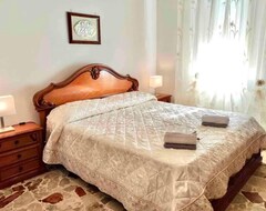 Toàn bộ căn nhà/căn hộ Quiet 3 Bedroom Apartment Near Catania (Catenanuova, Ý)