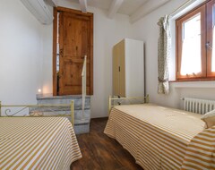 Cijela kuća/apartman 2 Bedroom Accommodation In Greppolungo (Vicolungo, Italija)