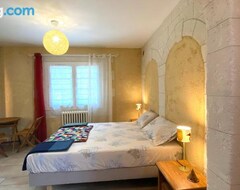 Cijela kuća/apartman Room with private Jacuzzi & healthy food (Ladern-sur-Lauquet, Francuska)