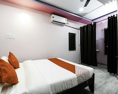 OYO 17302 Yugis Vedhika Hotel (Visakhapatnam, India)