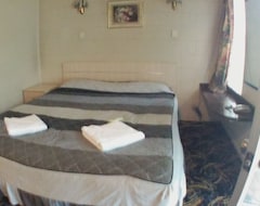 lincoln court motel (Henderson, Yeni Zelanda)