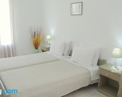 Hotel Milos Rooms (Adamas, Grecia)