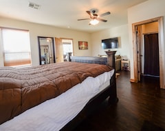 Cijela kuća/apartman Luxurious Three Bedroom Cottage With Amazing Lake Views! (Sperry, Sjedinjene Američke Države)