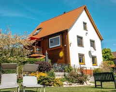 Toàn bộ căn nhà/căn hộ Apartment Ferienlandhaus Ahorntal With Mountain View, Private Terrace And Wi-fi (Ahorntal, Đức)