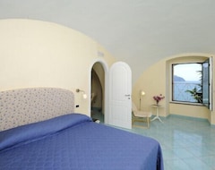 Toàn bộ căn nhà/căn hộ Panoramic Apartment Close To Amalfi'S Center (Castiglione a Casauria, Ý)