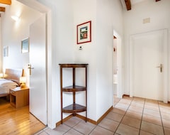 Cijela kuća/apartman Holiday House For 9 Persons (Fino del Monte, Italija)