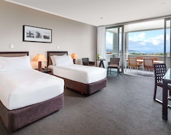 Hotel Hilton Lake Taupo (Taupo, New Zealand)