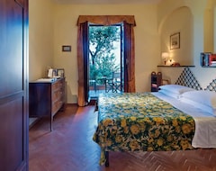 Khách sạn Hotel La Villarosa (Ischia, Ý)