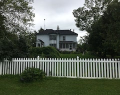 Hele huset/lejligheden Rideau Lakes Country Condo (Crosby, Canada)