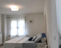 Hele huset/lejligheden Holiday Home In Castiglioncello With Panoramic Terrace Overlooking The Sea (Castiglioncello, Italien)