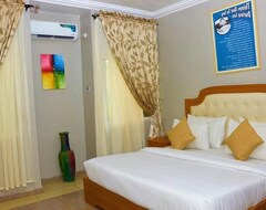 Hotel Jacaranda Suites (Calabar, Nigerija)