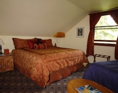Hotel The Loft Suite At The Garrison Inn A Montana Bed And Breakfast (Kalispell, USA)