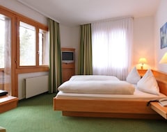 Khách sạn Bernerhof Swiss Quality Hotel (Kandersteg, Thụy Sỹ)