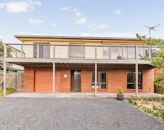 Toàn bộ căn nhà/căn hộ Cloudhill At Ventnor (Red Hill, Úc)