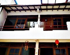 Otel De Sun Pasteur Guest House (Bandung, Endonezya)