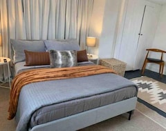 Koko talo/asunto Private 1 Bedroom Triplex 20 Min From Philly (Mount Laurel, Amerikan Yhdysvallat)