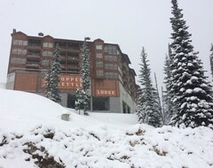 Casa/apartamento entero Cabin Feel Luxury Ski In/ski Out Condo, Close To Village, Private Hot Tub, Sleeps 8 (Kelowna, Canadá)