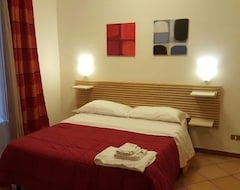 Khách sạn Ivicoletti Apartment (Napoli, Ý)