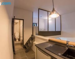 Cijela kuća/apartman Joli Loft Atypique - Metro Valmy (Lyon, Francuska)