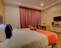 Khách sạn Collection O 30018 Ramee Strand Electronic City (Bengaluru, Ấn Độ)