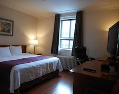 Hotel St-Denis (Montreal, Canada)