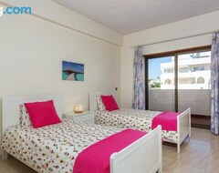 Khách sạn Apartamento T2 Praia Senhora Da Rocha Algarve (Porches, Bồ Đào Nha)
