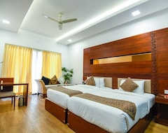 Hotel Spoorti Resort And Club (Bijapur, India)