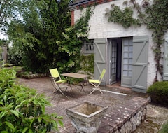 Toàn bộ căn nhà/căn hộ The Studio, A Loft Cottage In Lorris (Lorris, Pháp)