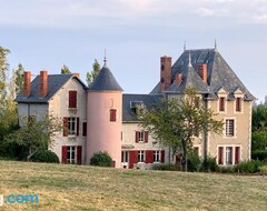 Toàn bộ căn nhà/căn hộ Chateau De La Combe (La Celle, Pháp)