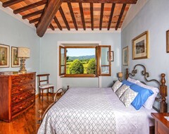 Hele huset/lejligheden Villa i Bibbiena med 6 soveværelser som kan rummer 15 (Bibbiena, Italien)
