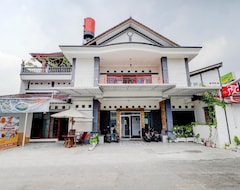 Khách sạn Oyo 90712 Wisma Acidalia (West Bandung, Indonesia)