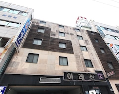 Hotel Ares Motel Yeosu (Yeosu, Sydkorea)