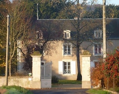 Toàn bộ căn nhà/căn hộ 6 Persons With Privative Garden, Heated Pool (Vouneuil-sur-Vienne, Pháp)