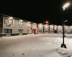 HWY 17 Hotel (Wawa, Canada)