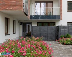 Koko talo/asunto Stunning Family Apartment Ursynow With Parking & Balcony By Renters (Varsova, Puola)