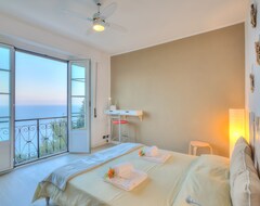 Cijela kuća/apartman La Casa Al Sole Sea View 400Mt From Sea - Happy Rentals (Cervo, Italija)