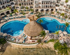 Resort Wyndham Alltra Playa del Carmen Adults Only All Inclusive (Playa del Carmen, Mexico)