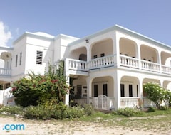 Khách sạn Breezee (Sandy Hill Bay, Lesser Antilles)