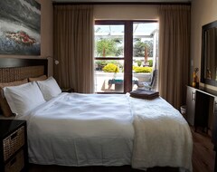 Hotel Kaya La Provence (Constantia, South Africa)