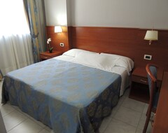 Khách sạn Hotel Rigolfo (Moncalieri, Ý)