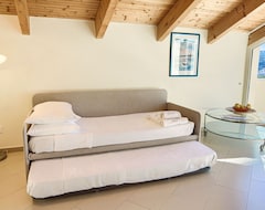Khách sạn Appartamenti Villa Il Poggiolo (Diano Marina, Ý)