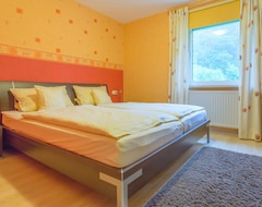 Toàn bộ căn nhà/căn hộ Beautiful Luxury Holiday Flat With Infrared Sauna In The Eifel (Waxweiler, Đức)