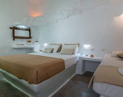 Hotel Moments Rooms (Adamas, Grækenland)