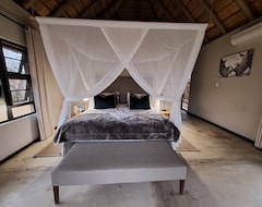 Otel Xanatseni Private Camp (Kruger National Park, Güney Afrika)